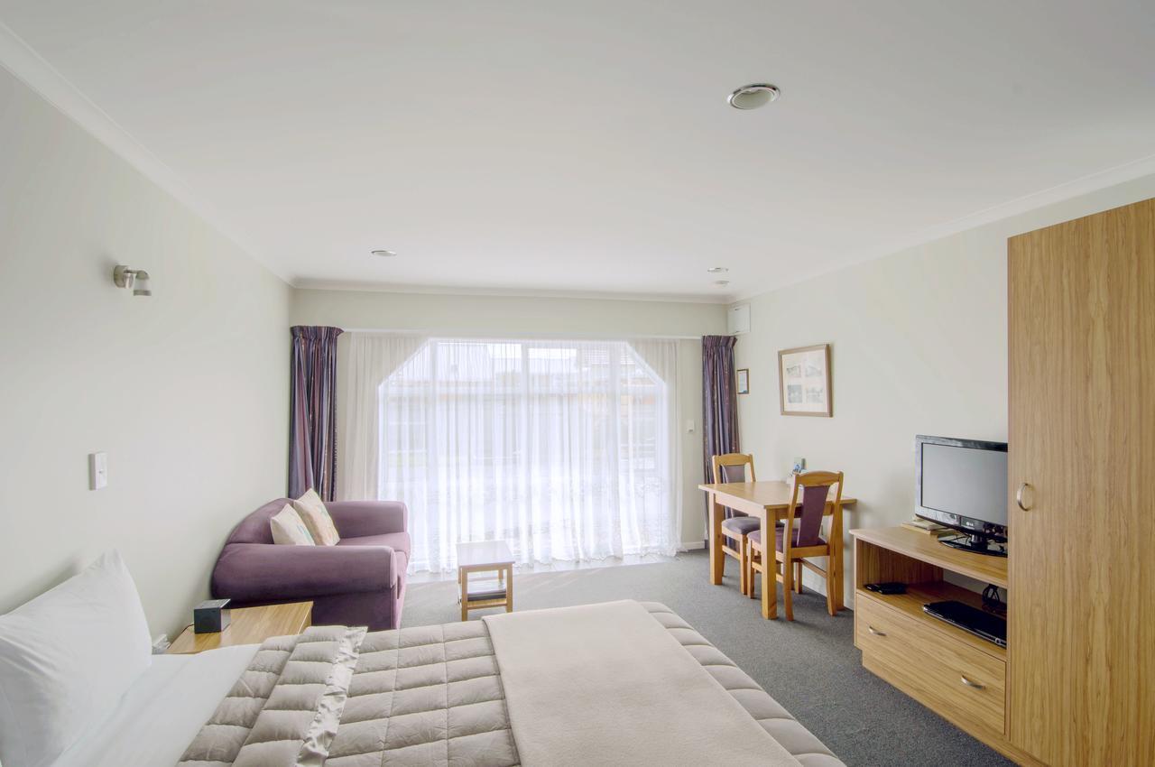 Tower Lodge Motel อินเวอร์คาร์กิลล์ ภายนอก รูปภาพ
